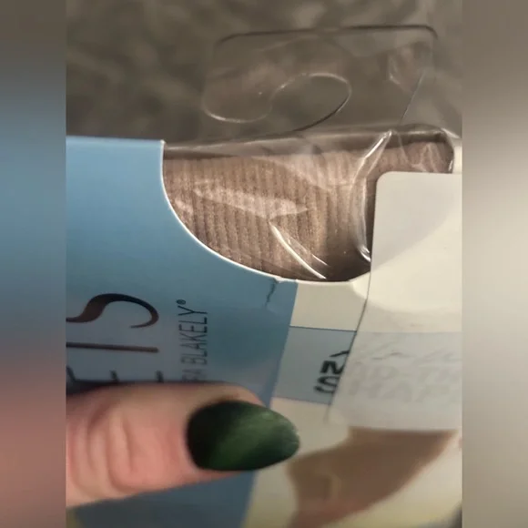 SPANX Hi-Waist Mid-Thigh Shaper in Tan/ Nude | Size XL - Picture 3 of 3